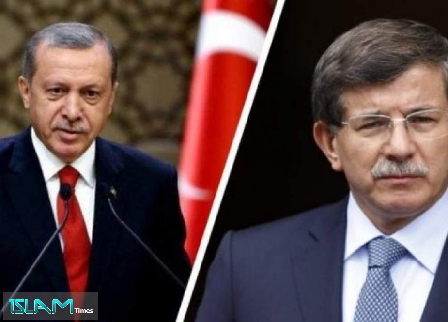 أوغلو: أردوغان وأسرته ‘‘أكبر مصيبة‘‘ حلت بتركيا