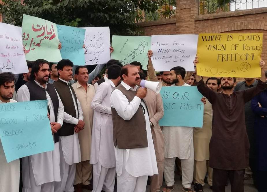 پشاور، بادشاہ انور غگ کمیٹی کی جانب سے پریس کلب کے سامنے احتجاجی مظاہرہ
