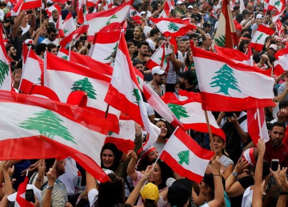 ماذا تغير بعد عام على الاحتجاجات في لبنان؟