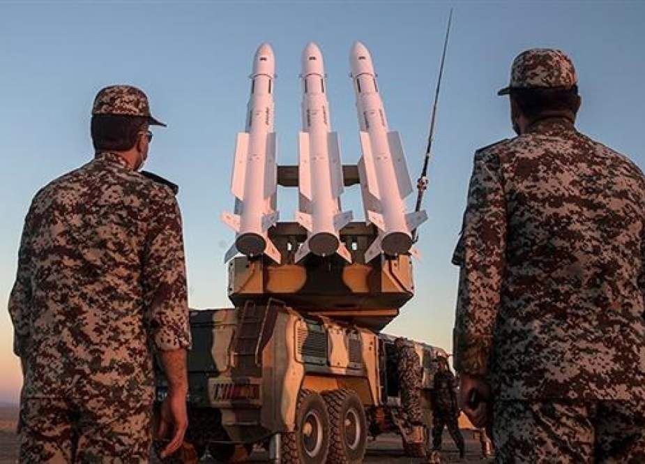Manuver Pertahanan Udara Iran: Pasukan Melakukan Latihan Perang Elektronik Besar-Besaran