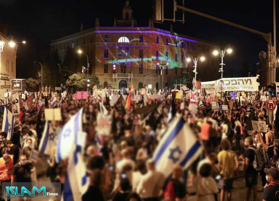 Anti-Netanyahu Rallies Engulf ‘Israeli’-occupied Cities