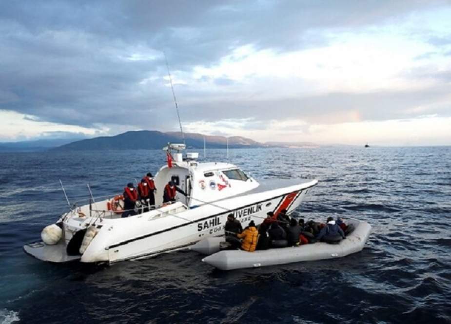 البحرية التركية تنقذ 46 من طالبي اللجوء غربي البلاد