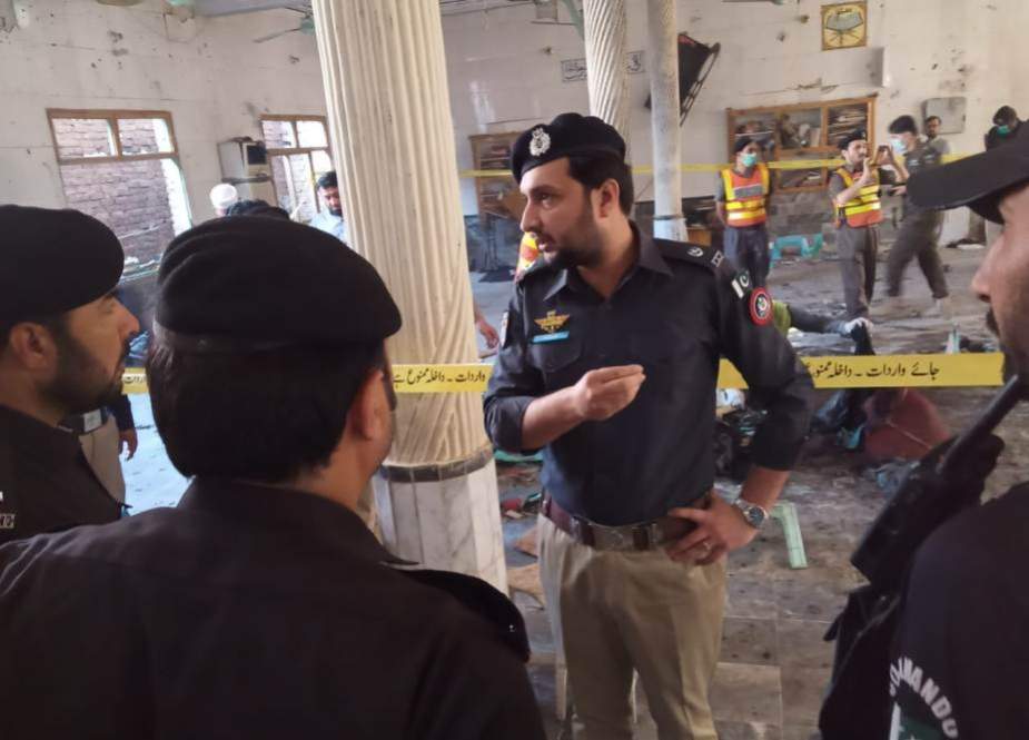 پشاور دھماکا، مسجد میں دینی تعلیم کا سلسلہ عارضی طور پر معطل