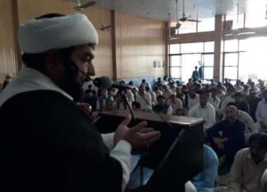 پشاور مدرسہ دھماکہ کے ذمہ داروں کو گرفتار کرکے کیفر کردار تک پہنچایا جائے، مولانا احسان اللہ
