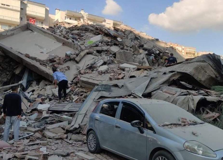 ترکی زلزلے میں 20 عمارتیں زمین بوس، 4 افراد جاں بحق اور 120 زخمی