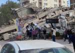 مباني ضخمة سويت بالأرض جراء الزلزال الذي ضرب تركيا