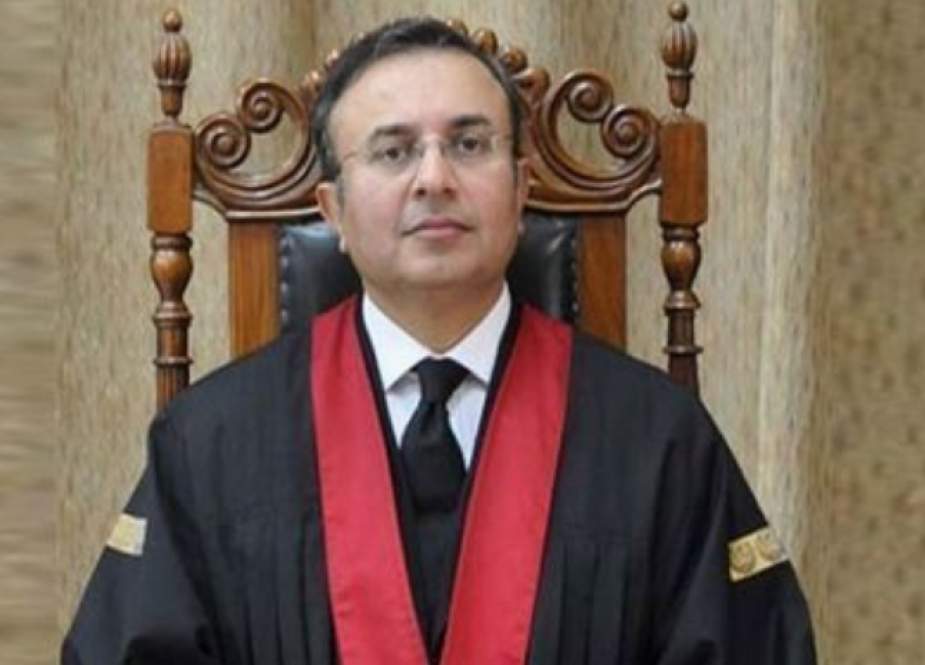 جسٹس قاضی فائز عیسیٰ کی غیرقانونی نگرانی نے جمہوری معاشرے کی بنیاد کو ہلا کر رکھ دیا ہے، جسٹس منصور علی شاہ