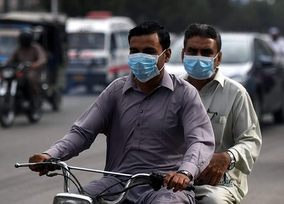 کراچی میں ماسک نہ پہننے والے 26 افراد پر 13 ہزار کا جرمانہ عائد