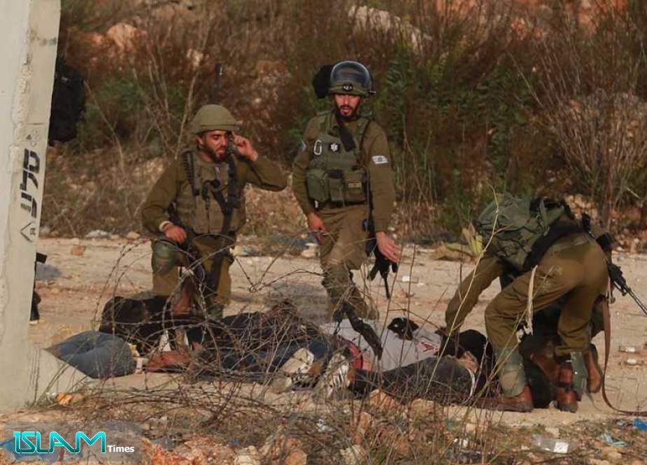 ‘Israeli’ Forces Shoot Three Palestinians in West Bank