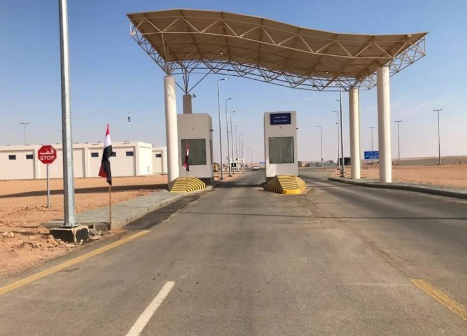 Arar border crossing between Iraq and Saudi Arabia since 1990.jpg