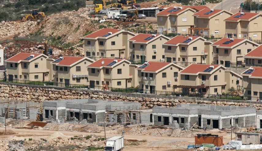 مخططات نتنياهو لبناء آلاف الوحدات الاستيطانية شمالي القدس