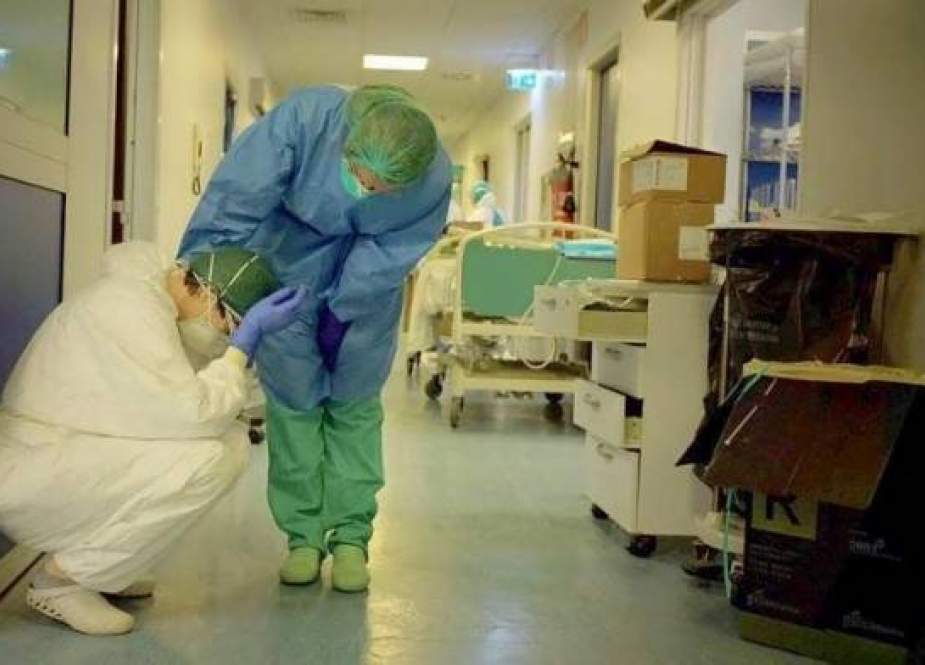 پشاور کے 2 بڑے ہسپتالوں کے ڈاکٹروں سمیت 75 اہلکاروں میں کورونا کی تصدیق