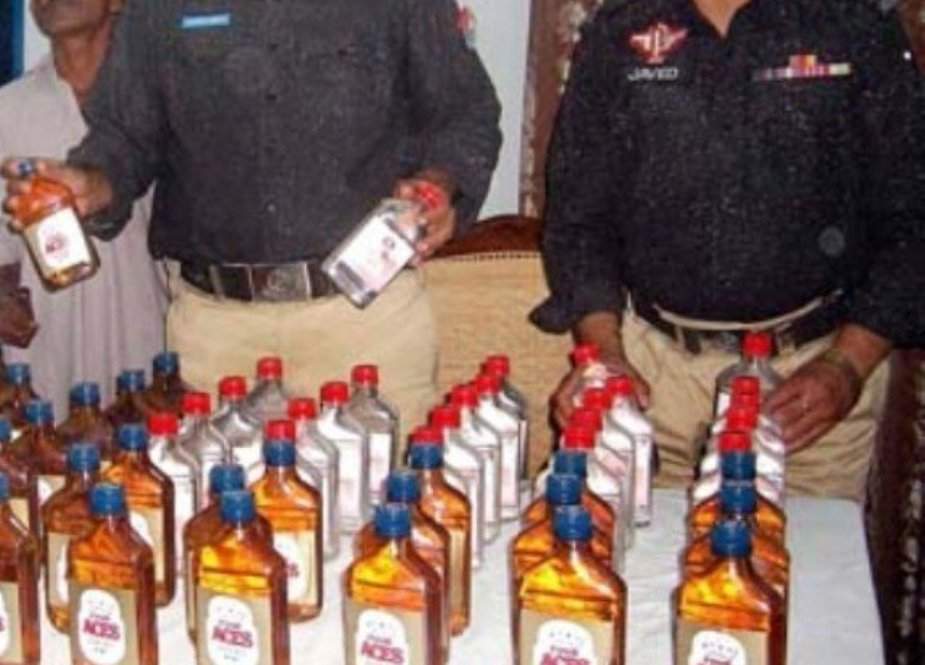 اسلام آباد، متحدہ عرب امارات کے سفارتخانے کے نام پر درآمد شراب کی 6 ہزار بوتلیں ضبط