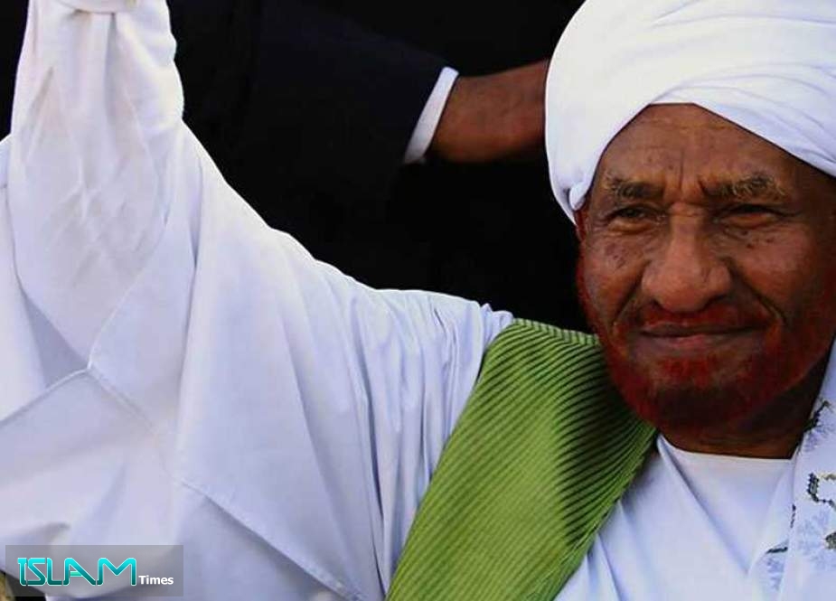 Sudan’s Former PM Sadiq Al-Mahdi Dies of COVID-19