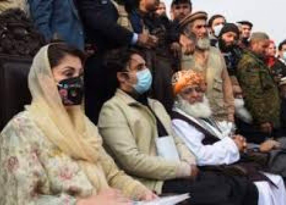 پشاور میں پی ڈی ایم جلسہ، قیادت کیخلاف مقدمہ درج