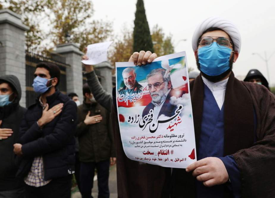 Protesters rally against the killing of Mohsen Fakhrizadeh, in Tehran, Iran.JPG