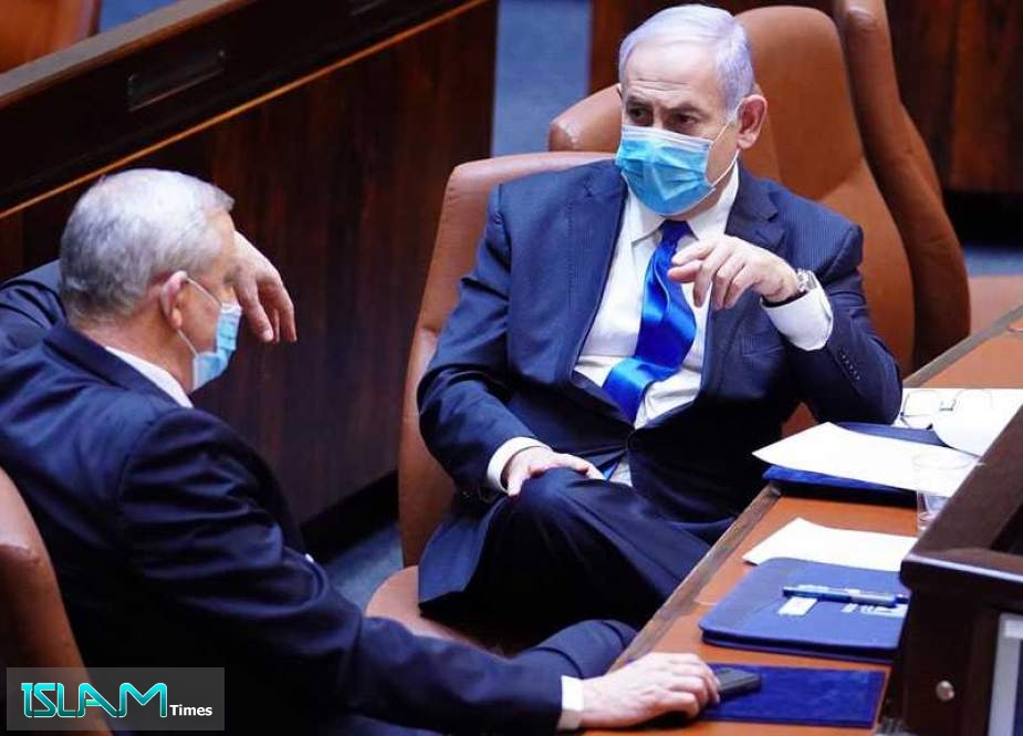 Netanyahu, Gantz Argue Their Way into An Election Neither Side Wants