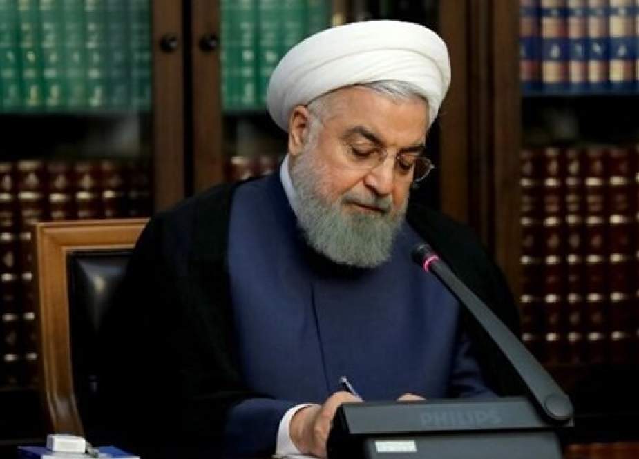 الرئيس روحاني يامل بالمزيد من تطوير العلاقات بين ايران وتايلندا