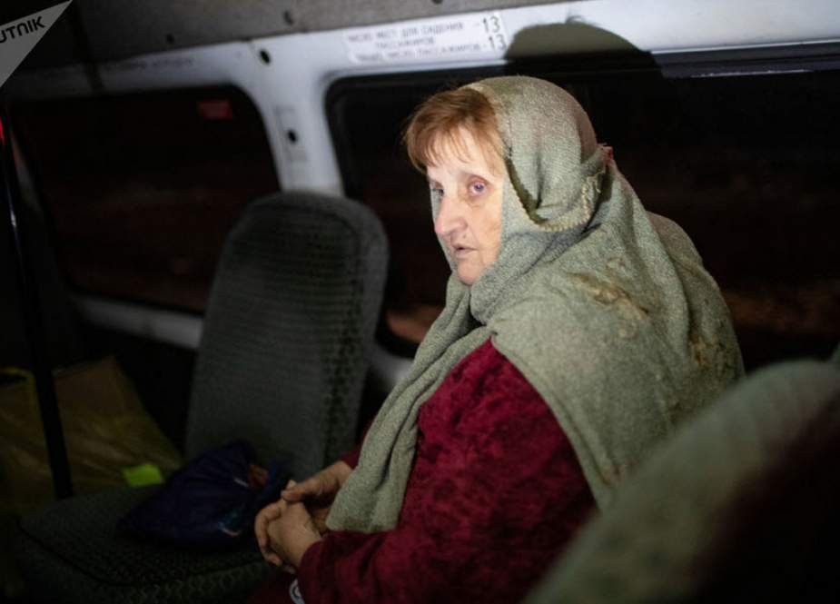 روسیه اتوبوس‌های حامل پناهجویان قره باغی را اسکورت می‌کند