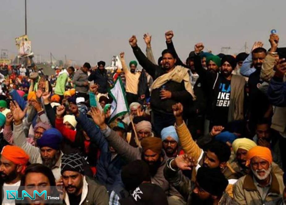 Indian Farmers Launch General Strike against Market Liberalization