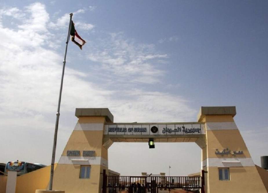 السودان يغلق معبر أرقين الحدودي مع مصر