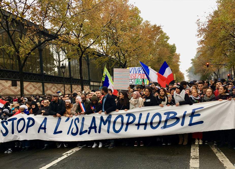Fransada islamofobiya əleyhinə etiraz nümayişi