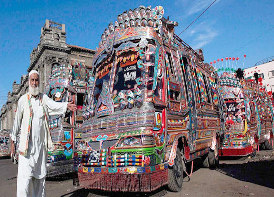 سندھ میں بسوں میں انشورنس پالیسی متعارف کرانے کا فیصلہ