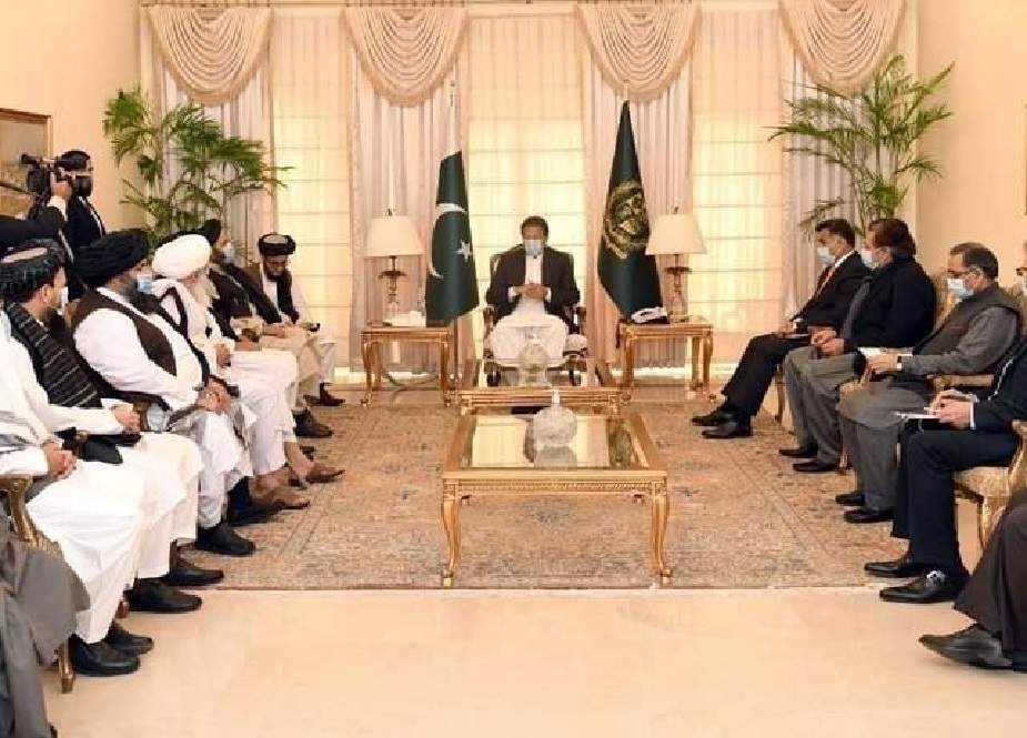 وزیراعظم سے ملا عبدالغنی برادر کی قیادت میں افغان طالبان کی ملاقات
