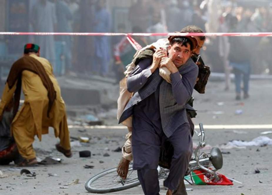 افغان صوبے غزنی ميں گھر میں قرآن خوانی کے دوران زوردار دھماکا، 15 افراد شہید اور 22 زخمی
