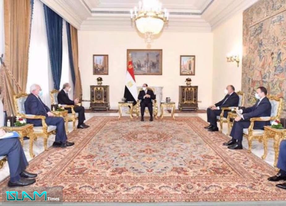 Egypt’s Sisi meets Jordanian, Palestinian FMs in Cairo