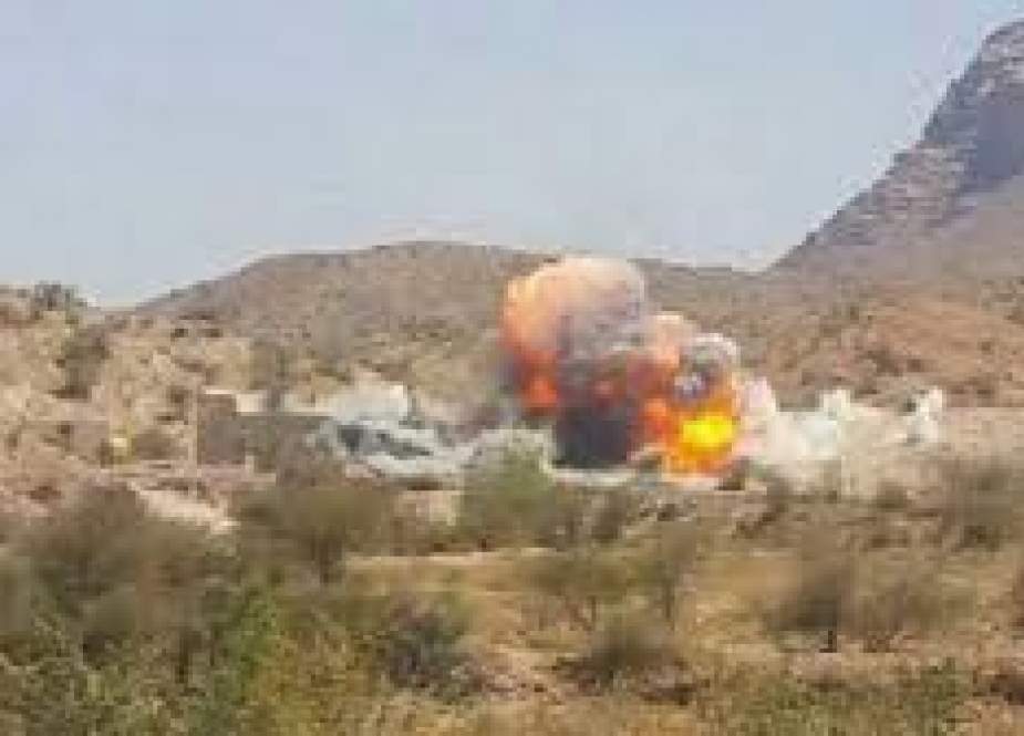 انفجار‌های متوالی در مقر مزدوران سعودی در یمن