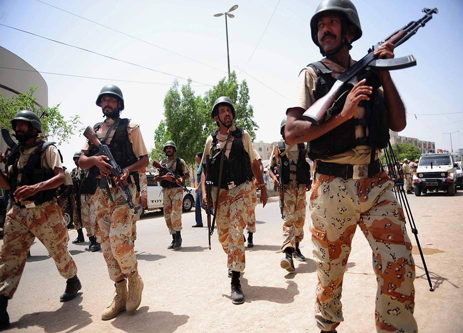 کراچی، رینجرز اور پولیس کی مشترکہ کارروائی، انتہائی مطلوب منشیات فروش گرفتار