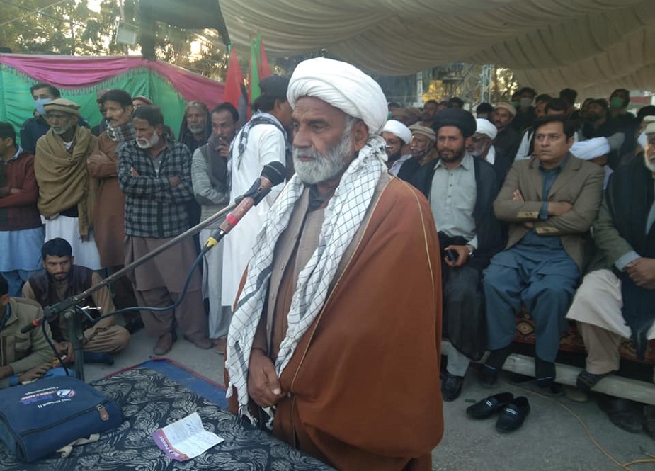 سانحہ مچھ کے خلاف ڈی آئی خان میں احتجاجی دھرنا جاری