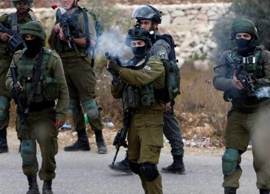 اصابة عدد من الفلسطينيين برصاص الاحتلال في طولكرم