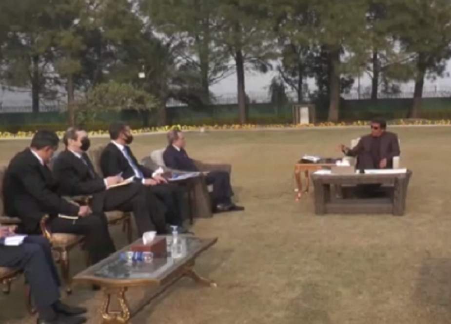 عمران خان سے آذری وزیر خارجہ کی ملاقات، آزاد کرائے گئے علاقوں کی تعمیرنو کیلئے تعاون کی یقین دہانی
