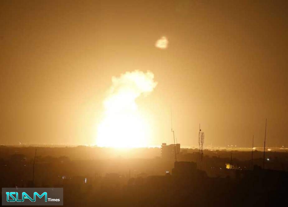 ‘Israeli’ Warplanes Attack Besieged Gaza Strip