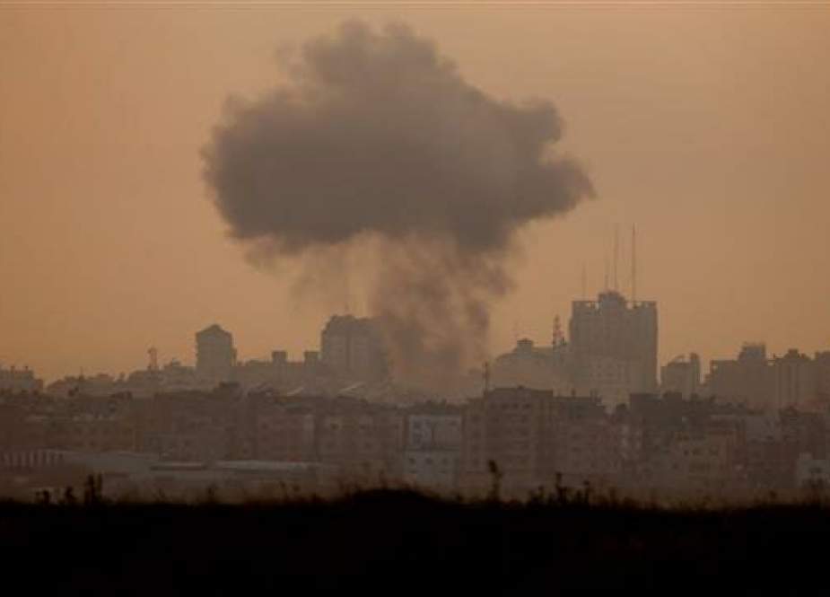 Gaza City during an Israeli airstrike on the Palestinian enclave.jpg