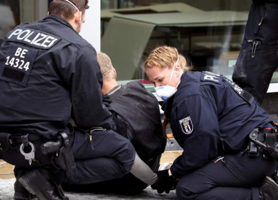 عملية طعن في فرانكفورت والشرطة تقبض على المنفذ