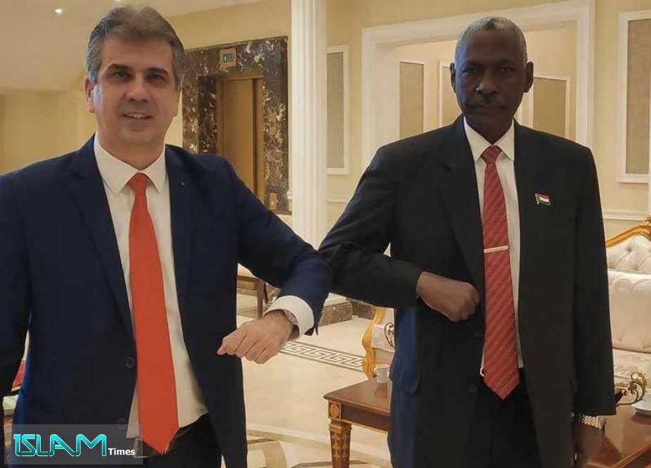 “Israeli” Intel Minister Leads 1st Official Delegation to Sudan