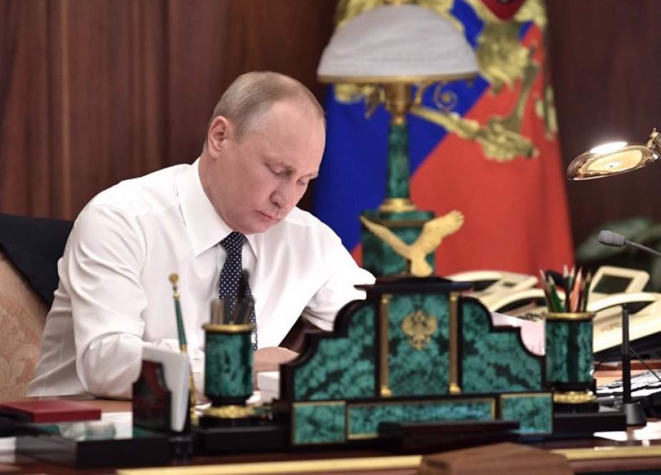 Presiden Rusia Menandatangani Undang-undang Yang Memperpanjang Perjanjian Nuklir New START Dengan AS
