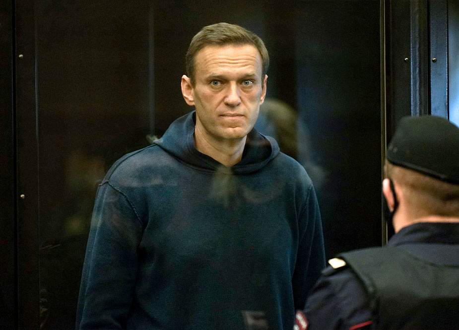 Aleksey Navalnı 3,5 il müddətinə azadlıqdan məhrum edilib
