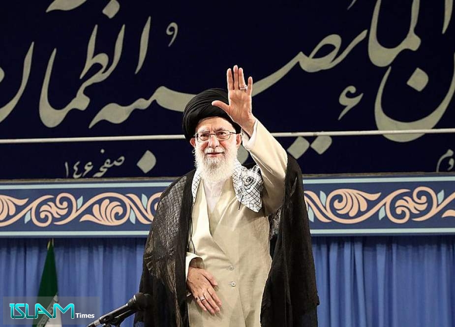 Ayatollah Khamenei: Iraqi Young Generation Will Decide Iraq’s Bright Future