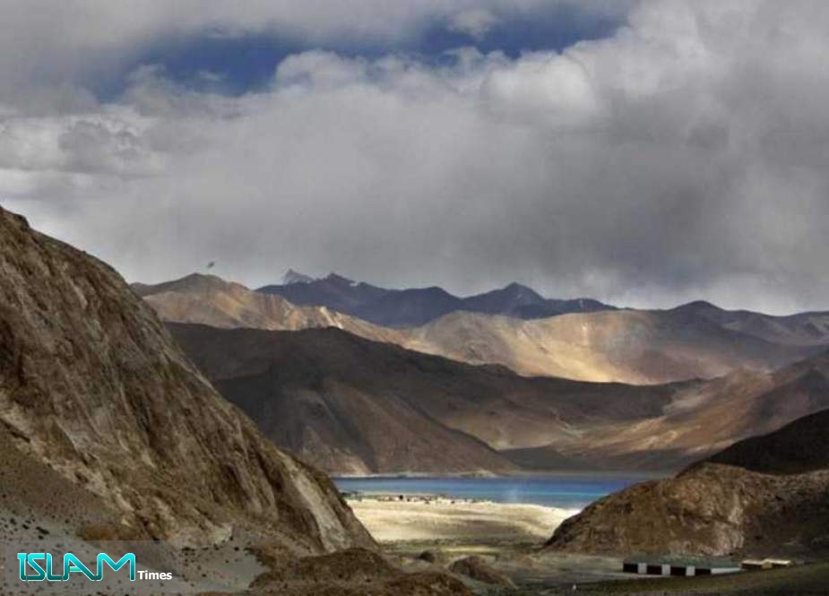 India, China Begin to Pull Troops Back from Contested Himalayan Lake