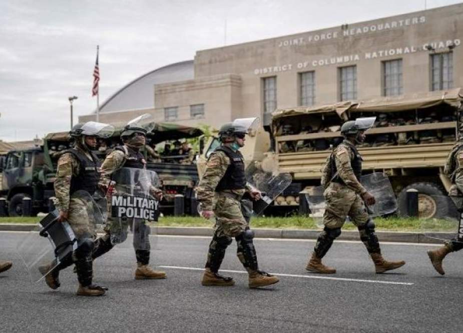 5 آلاف جندي ينتشرون في شوارع واشنطن خوفا من إعادة تنصيب ترامب رئيسا!