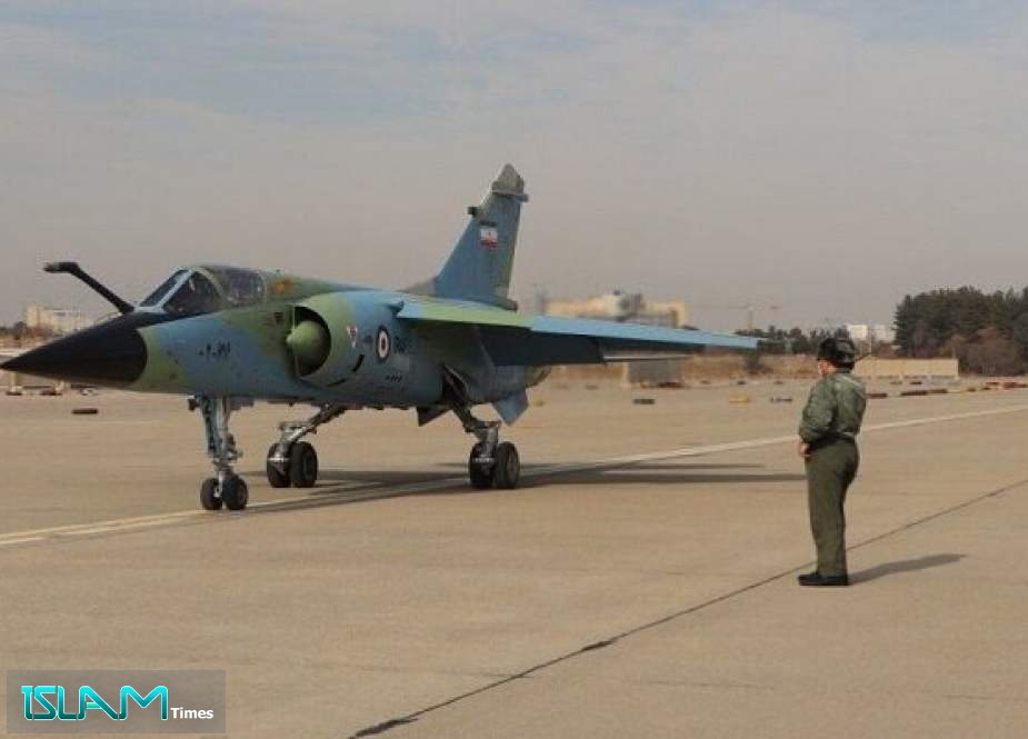 Iranian Army Experts Overhaul Mirage Military Aircraft