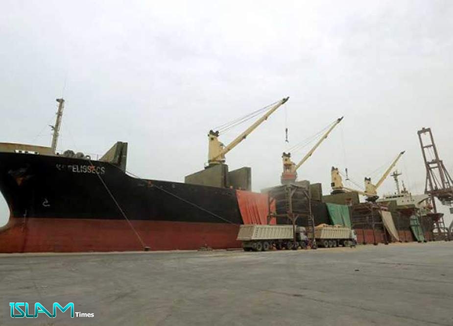 Yemen’s Losses Top $20 bln Due to Saudi-led Piracy of Fuel Ships