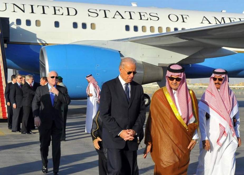 Biden di Saudi,2011 (NBC).
