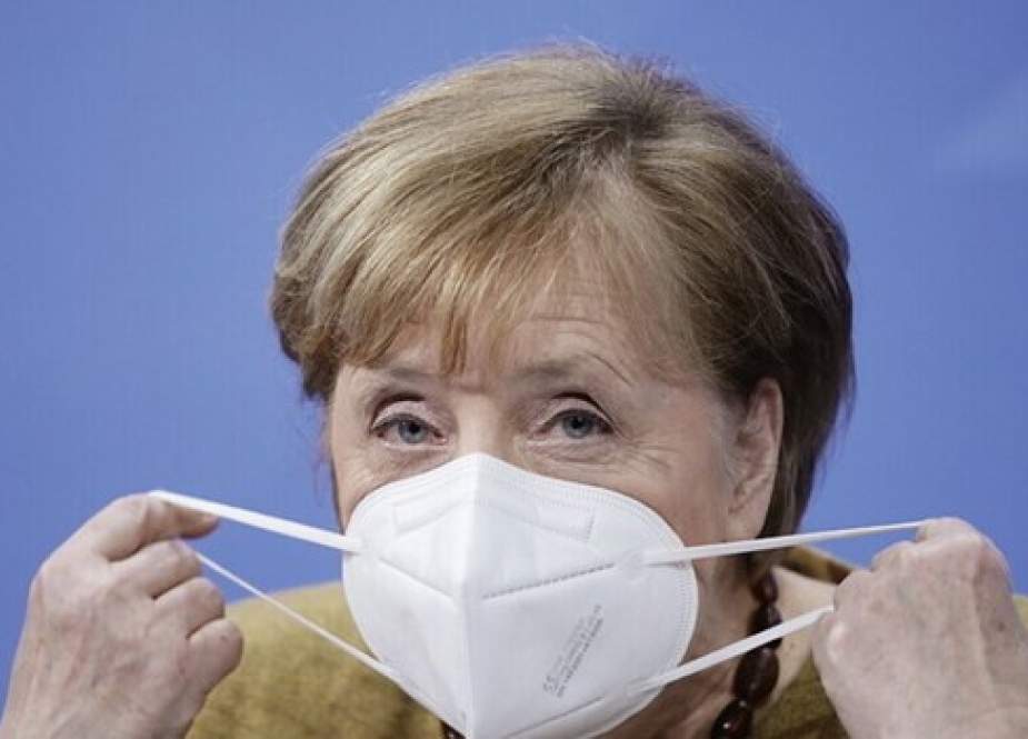ميركل: ألمانيا تشهد موجة كورونا الثالثة