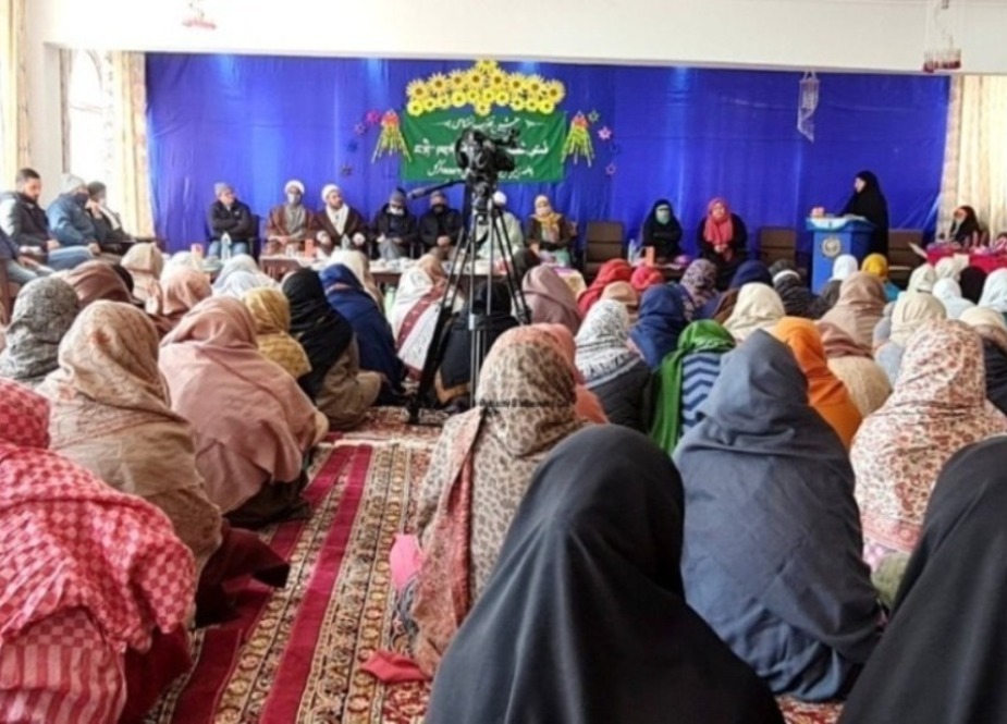 کرگل کشمیر میں  امام خمینی میموریل ٹرسٹ کے زیر اہتمام خواتین کی خود انحصاری پر تربیتی کورس اختتام پذیر