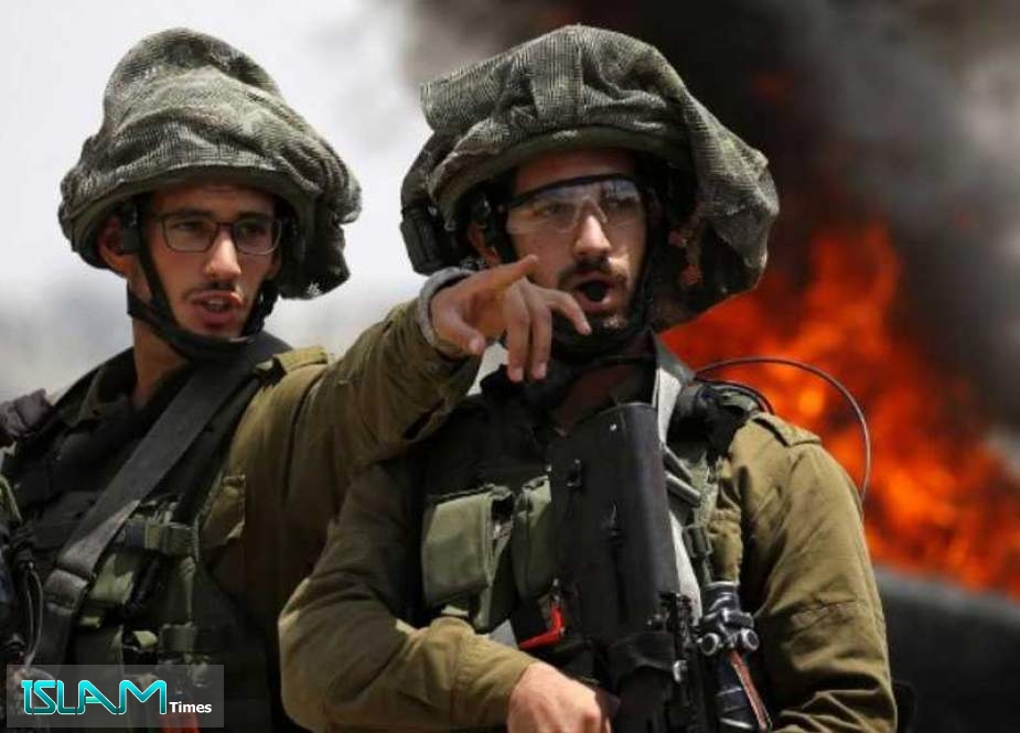 ’Israeli’ Soldiers Open Fire at Palestinian Children, Injure Three of Them
